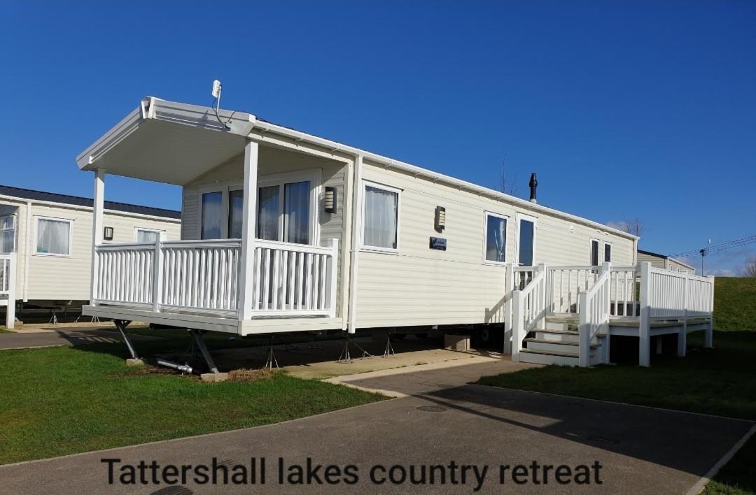 Tattersall Lakes Country Retreat Villa Dogdyke Esterno foto