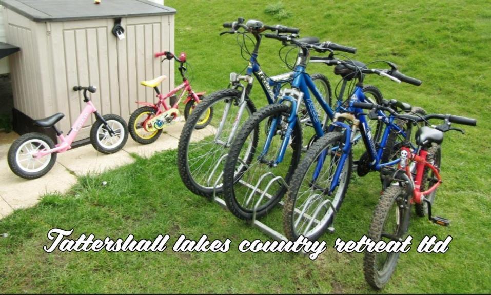 Tattersall Lakes Country Retreat Villa Dogdyke Esterno foto